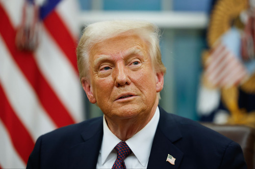 ДОНАЛЬД ТРАМПЫН ТЭВЧЭЭР ТАСРАВ